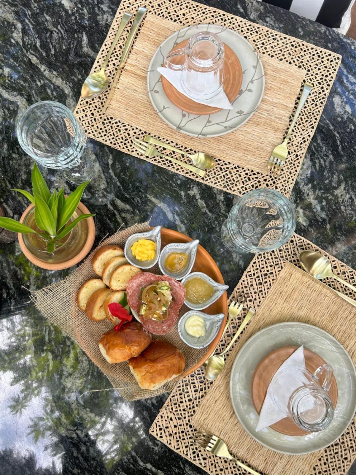 Villa Pantai Boutique Hotel Атинс Экстерьер фото