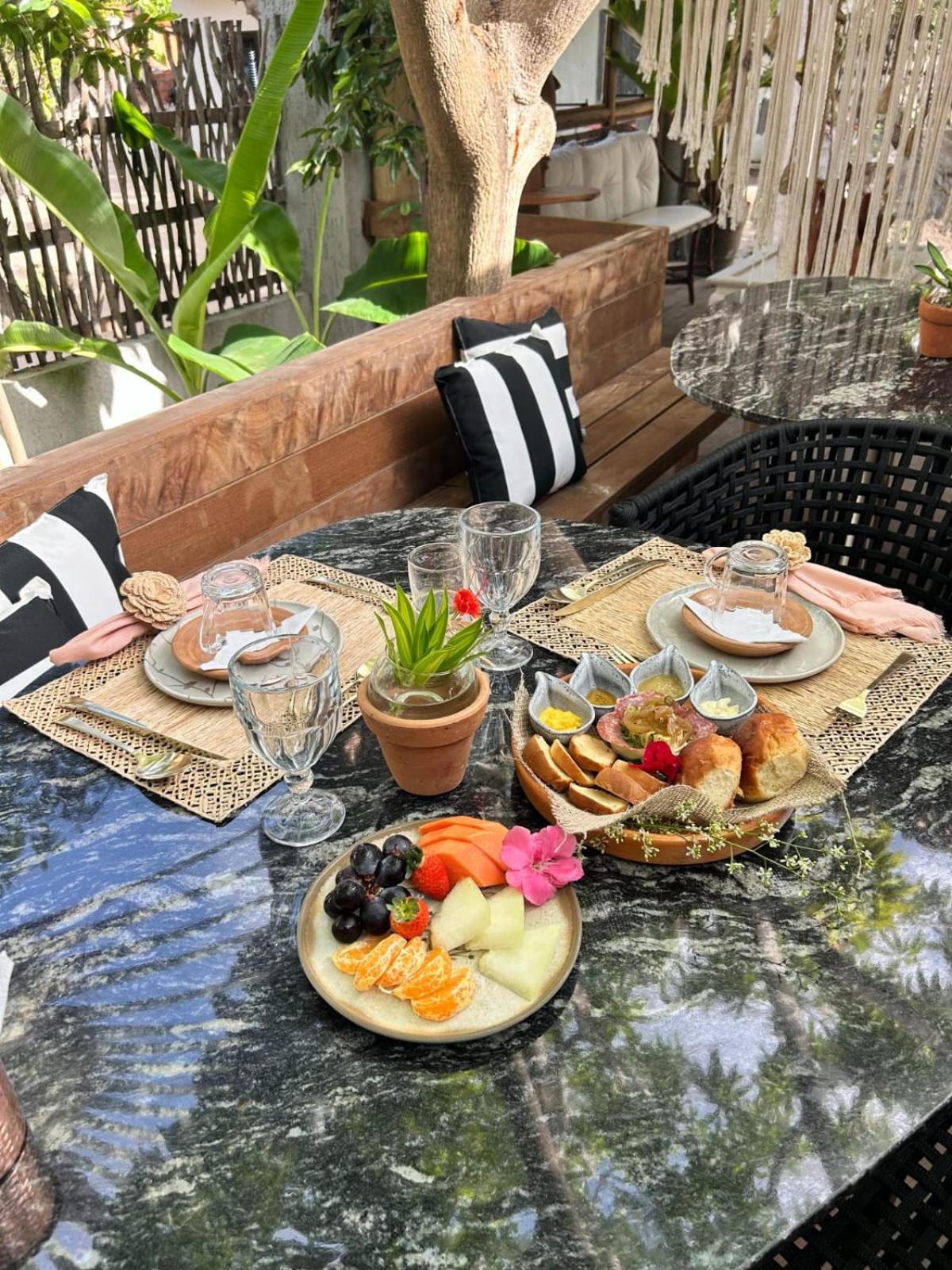 Villa Pantai Boutique Hotel Атинс Экстерьер фото